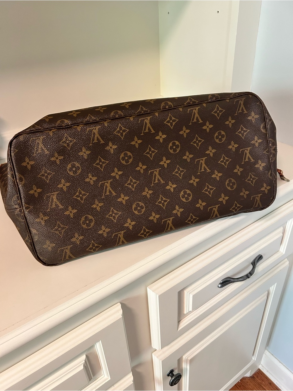 Louis Vuitton Neverfull Monogram GM bag & wristlet - Picture 4 of 15